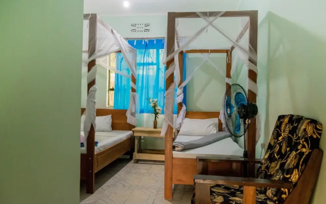 Kilimanjaro Summit Lodge