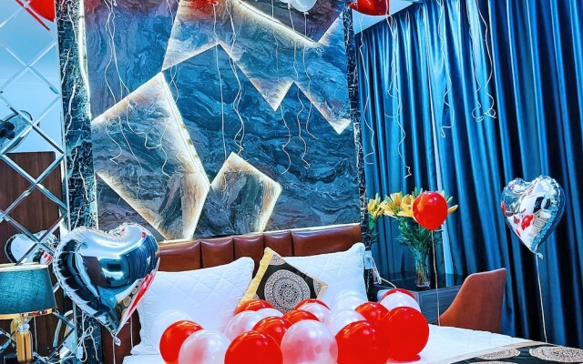 Grad Queen Hotel 2  Ha Dong