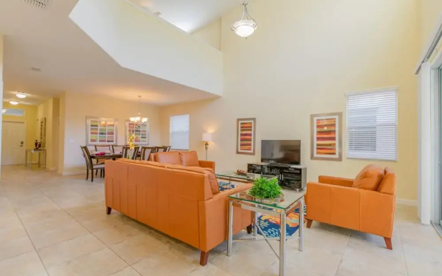 Paradise Palms 2908