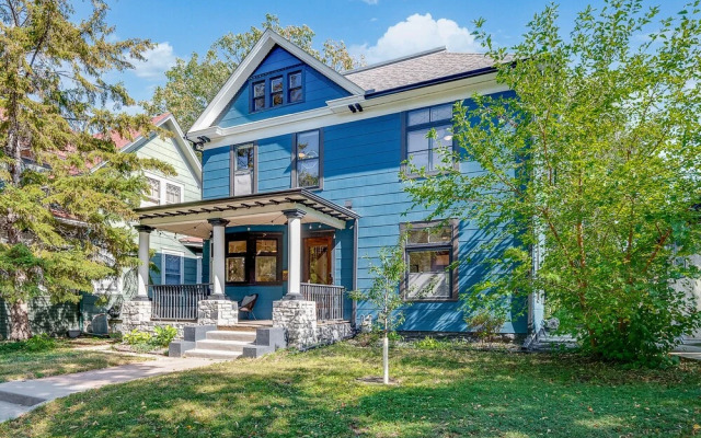 Spacious Minneapolis Home - 2 Mi to Downtown!