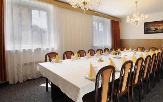 Hotel Elmontex