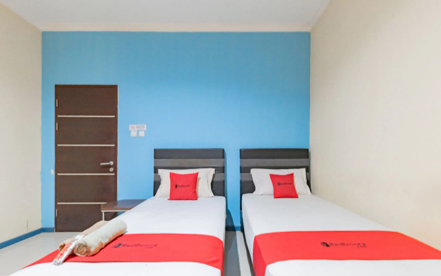 RedDoorz Syariah @ Pangeran Suryanata Samarinda