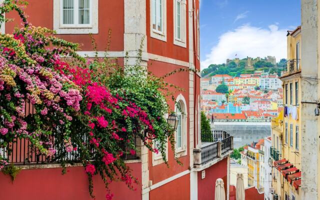 2BR at Chiado Historical Heart of Lisbon