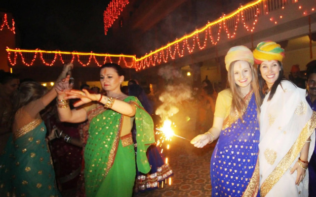 Suryaa Villa - A City Centre Hotel