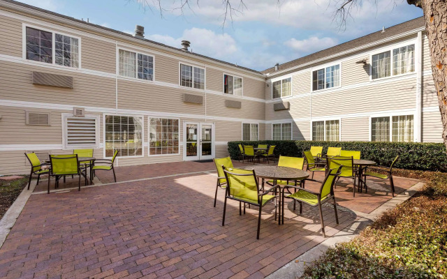 Extended Stay America Suites Dallas Plano Parkway