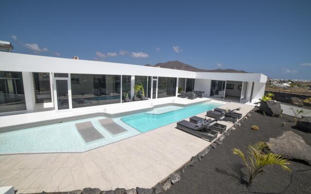 Villa Valhalla (Tina)