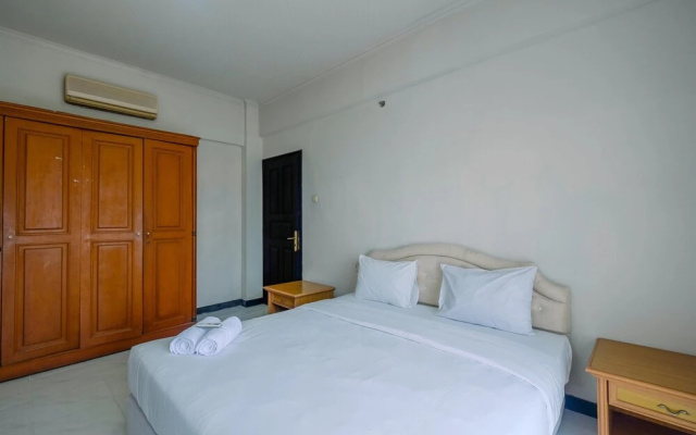 Homey and Spacious 3Br Kondominium Juanda Apartment