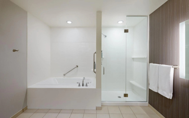 Courtyard by Marriott Ottawa East