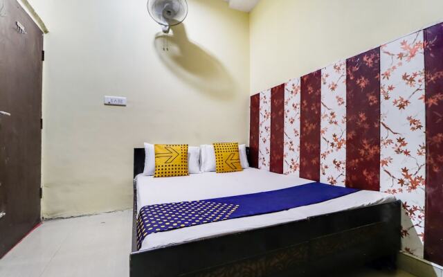 Spot On 61068 Hotel Kr