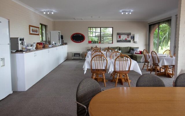 Batemans Bay Manor - Bed and Breakfast