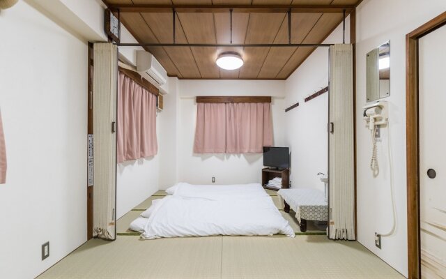 Business Hotel Green by OYO Rooms