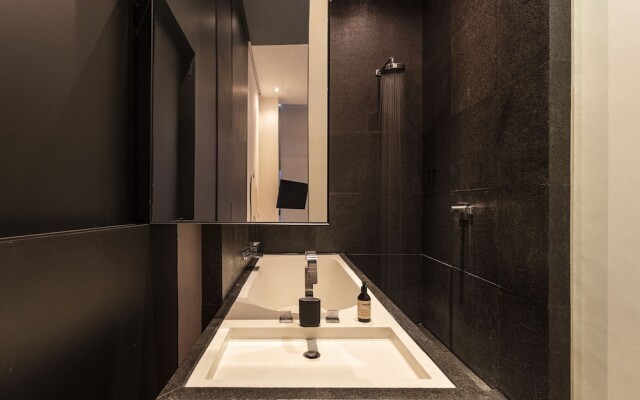 Collection Suites by Kukun