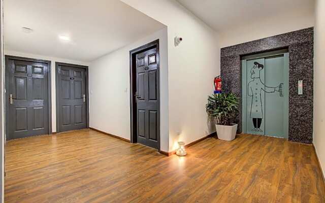 OYO Townhouse 74778 Greater Noida