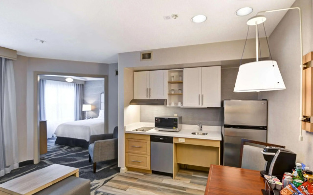 Homewood Suites by Hilton Windsor Locks Hartford