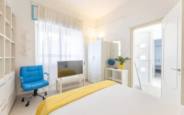 Villa Eriberto - Pool 3 Bedrooms 8 Sleeps