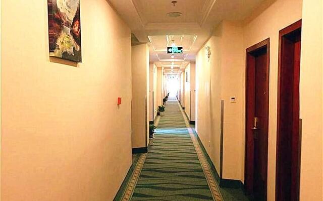 GreenTree Inn Express Lu'an Huoqiu County Antianhuafu