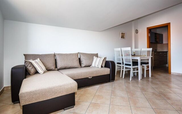 Mare & Mons Deluxe Apartments