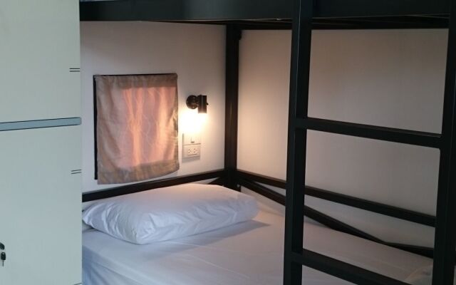 Na-tub Hostel