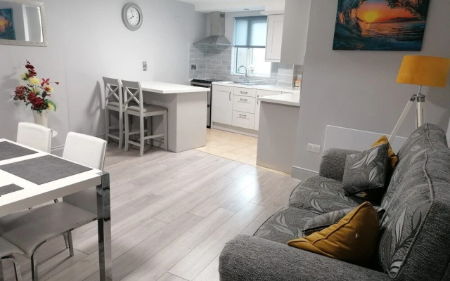 Oak House Apartment