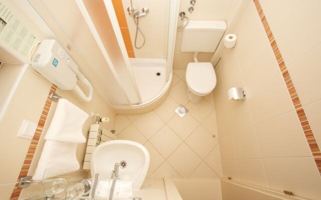 Looking for Green, Relaxing Vacation