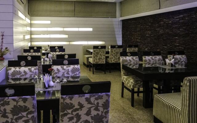 Hotel O Grand Decor