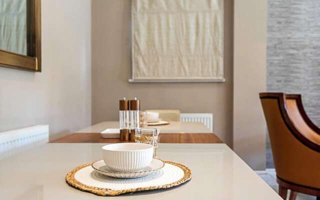 Stunning Flat in the Heart of Parsons Green
