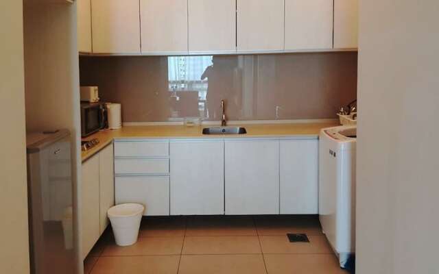 Pearl Suites Swiss Garden Residences