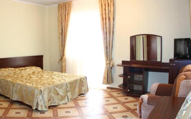 Hotel Priboy 2