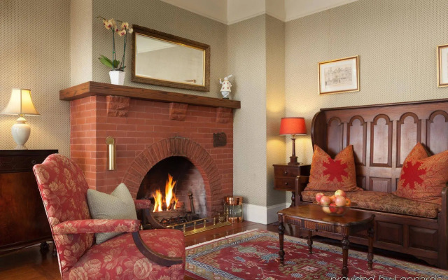 Cheshire Cat Inn & Cottages