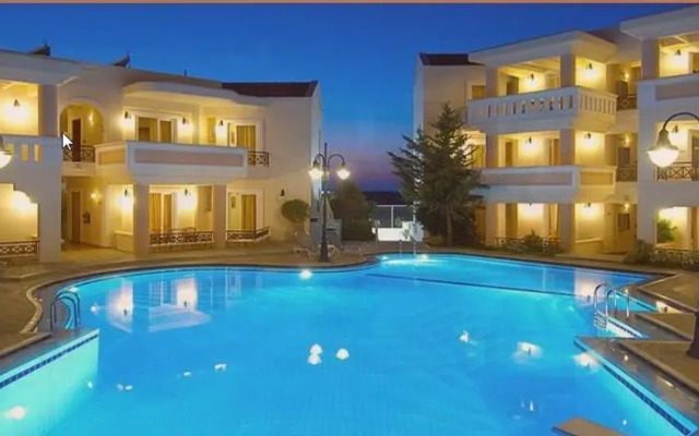Sissy Village Hotel