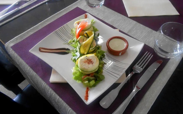 Brit Hotel Au Relais du Vern