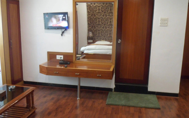 Hotel Silver Inn