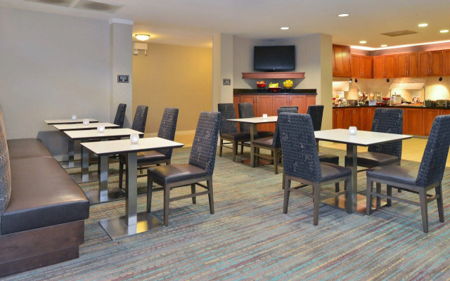 Residence Inn by Marriott Denver Airport at Gateway Park