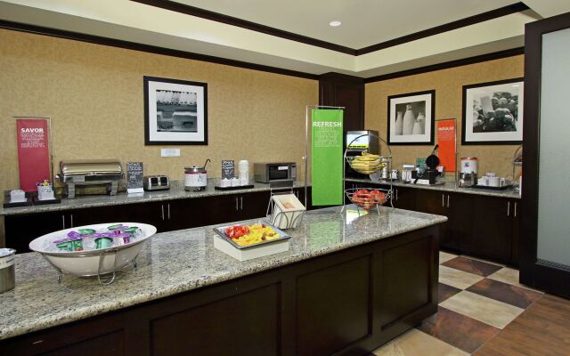 Hampton Inn & Suites Buffalo