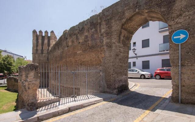 Murallas de Sevilla Apartamento con garaje 4 pax