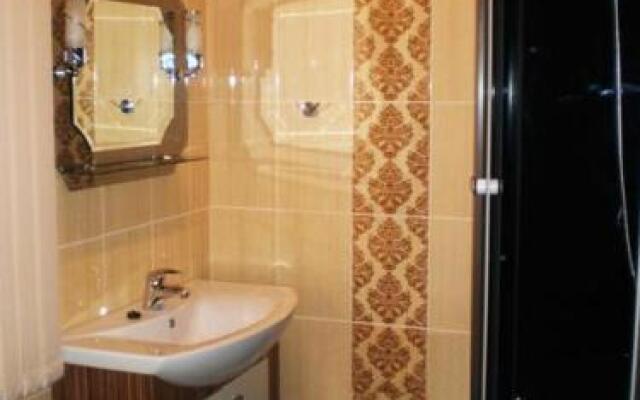Noy Hotel