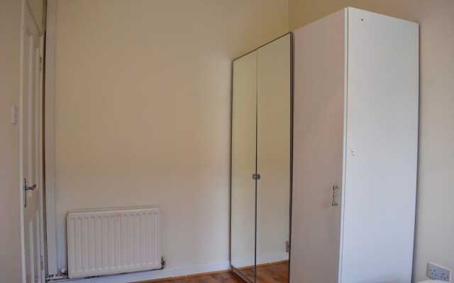 Spacious 1 Bedroom Flat in Dublin