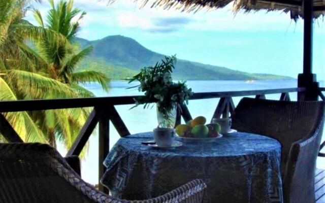 Breve Azurine Lagoon Retreat