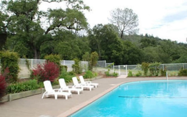 Old Crocker Inn