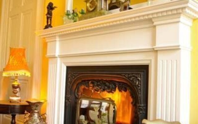 Garlands Guest House
