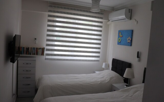 Luxury 2-bed Apartment in Didim - Sleeps 6