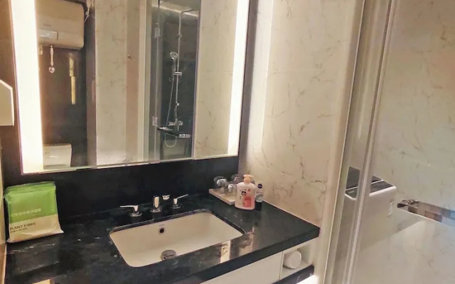 Interact China Fine Condo - Novotown