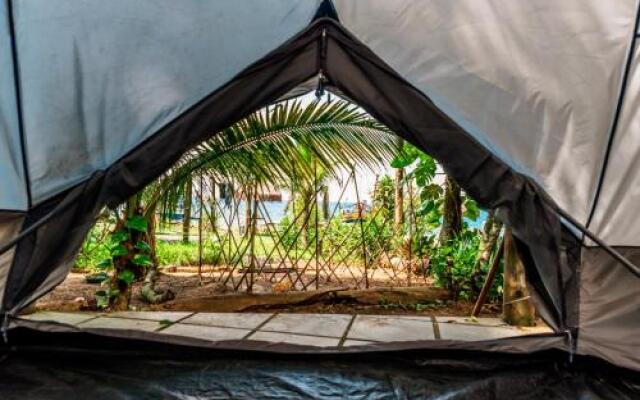 Happy Hammock Eco Beach