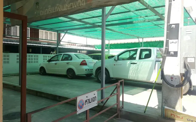 Warit Tower At Chang Phuak By Hjz