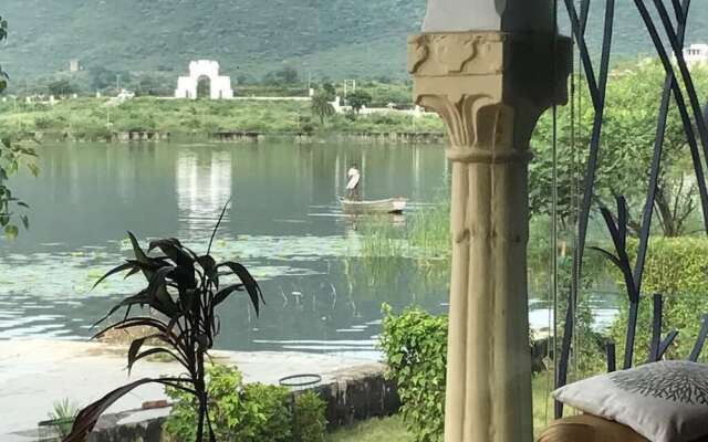 Hotel Vishalas The Raj Kesar Regency