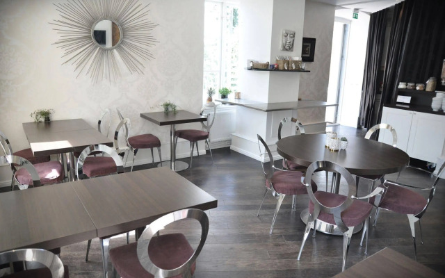 Kalk Hotel