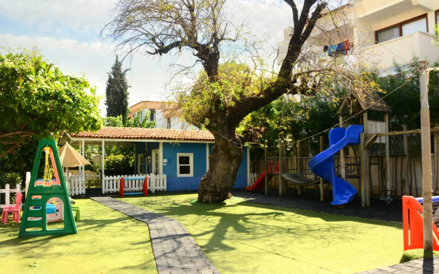 Club Anastasia Aparthotel