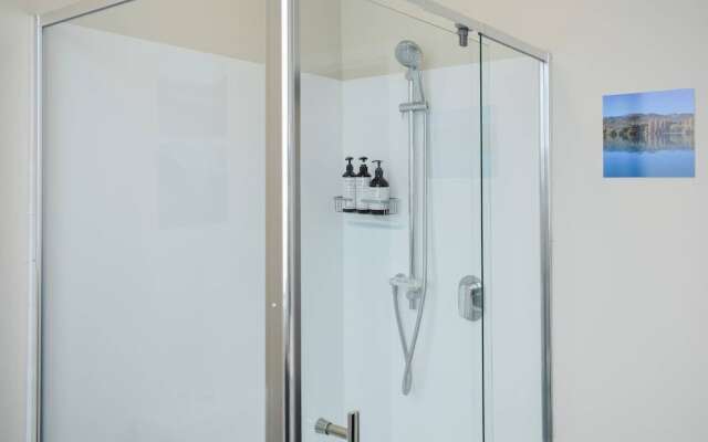 2 Bedroom Loft Style Apartment in Ponsonby