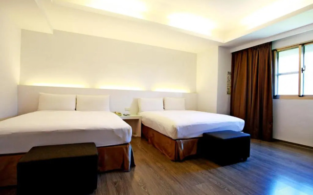 Yes Hotel