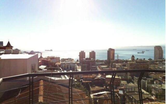 Valparaiso Experience
